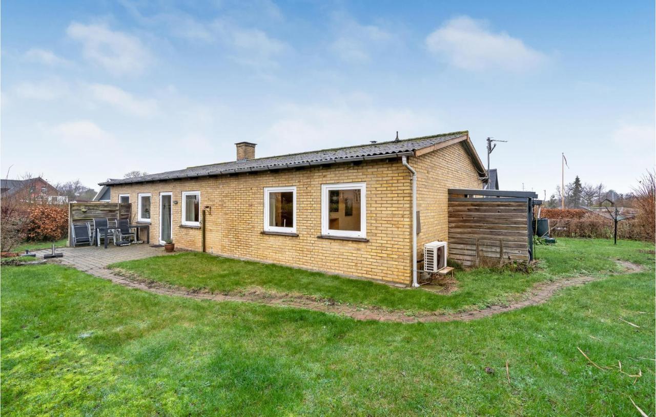 Beautiful Home In Nakskov With Kitchen エクステリア 写真