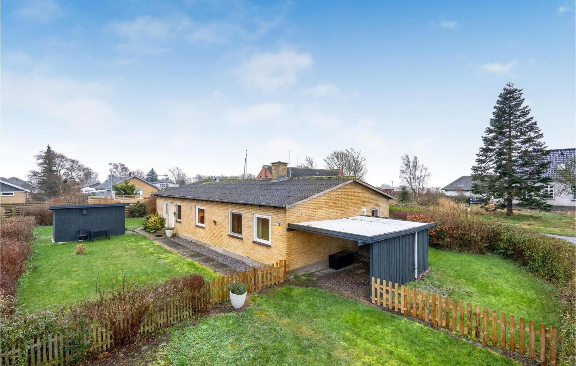 Beautiful Home In Nakskov With Kitchen エクステリア 写真